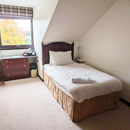 Strathburn Hotel Inverurie By Compass Hospitality Extérieur photo
