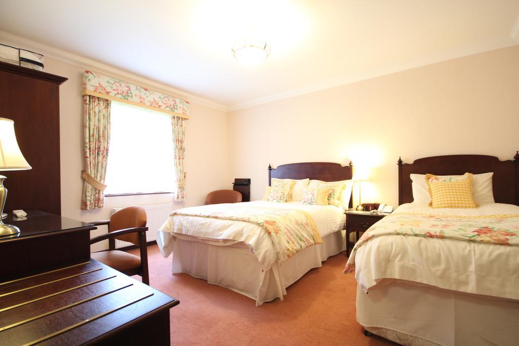 Strathburn Hotel Inverurie By Compass Hospitality Extérieur photo