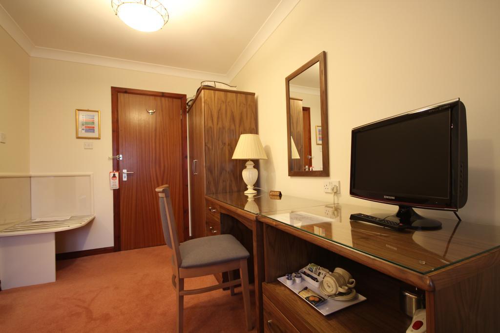 Strathburn Hotel Inverurie By Compass Hospitality Extérieur photo