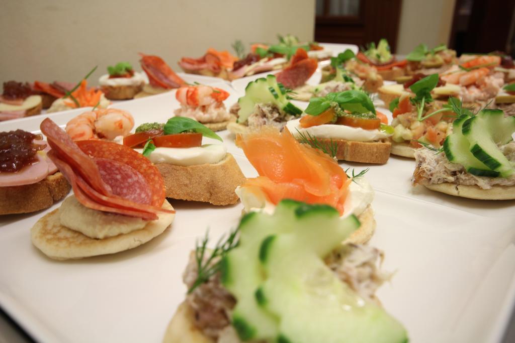 Strathburn Hotel Inverurie By Compass Hospitality Extérieur photo