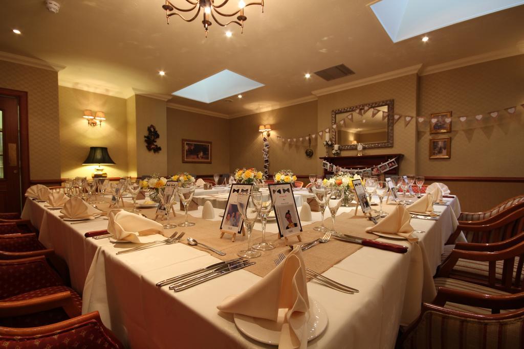 Strathburn Hotel Inverurie By Compass Hospitality Extérieur photo